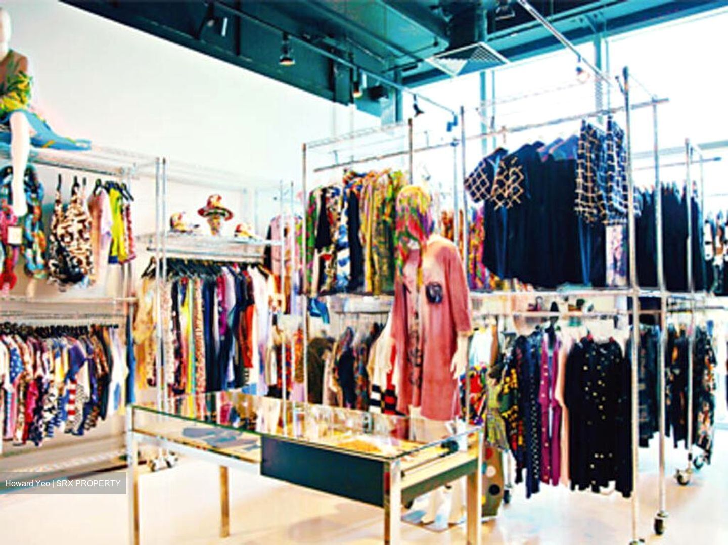 Oue Downtown (D1), Shop House #613406261